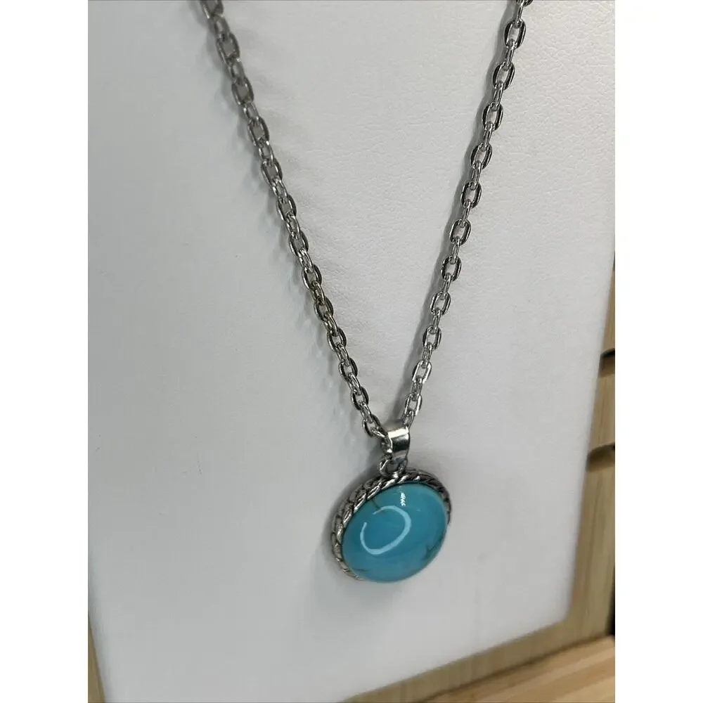 Silver Plated Faux Turquoise Pendant Necklace Stunning Chic Women's Fashion NEW